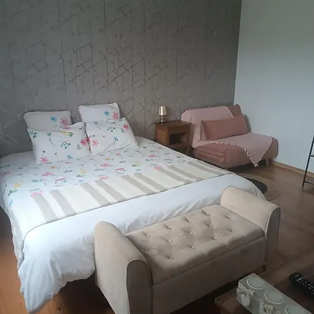 Le Domaine De Moise Nocleg ze śniadaniem 3*